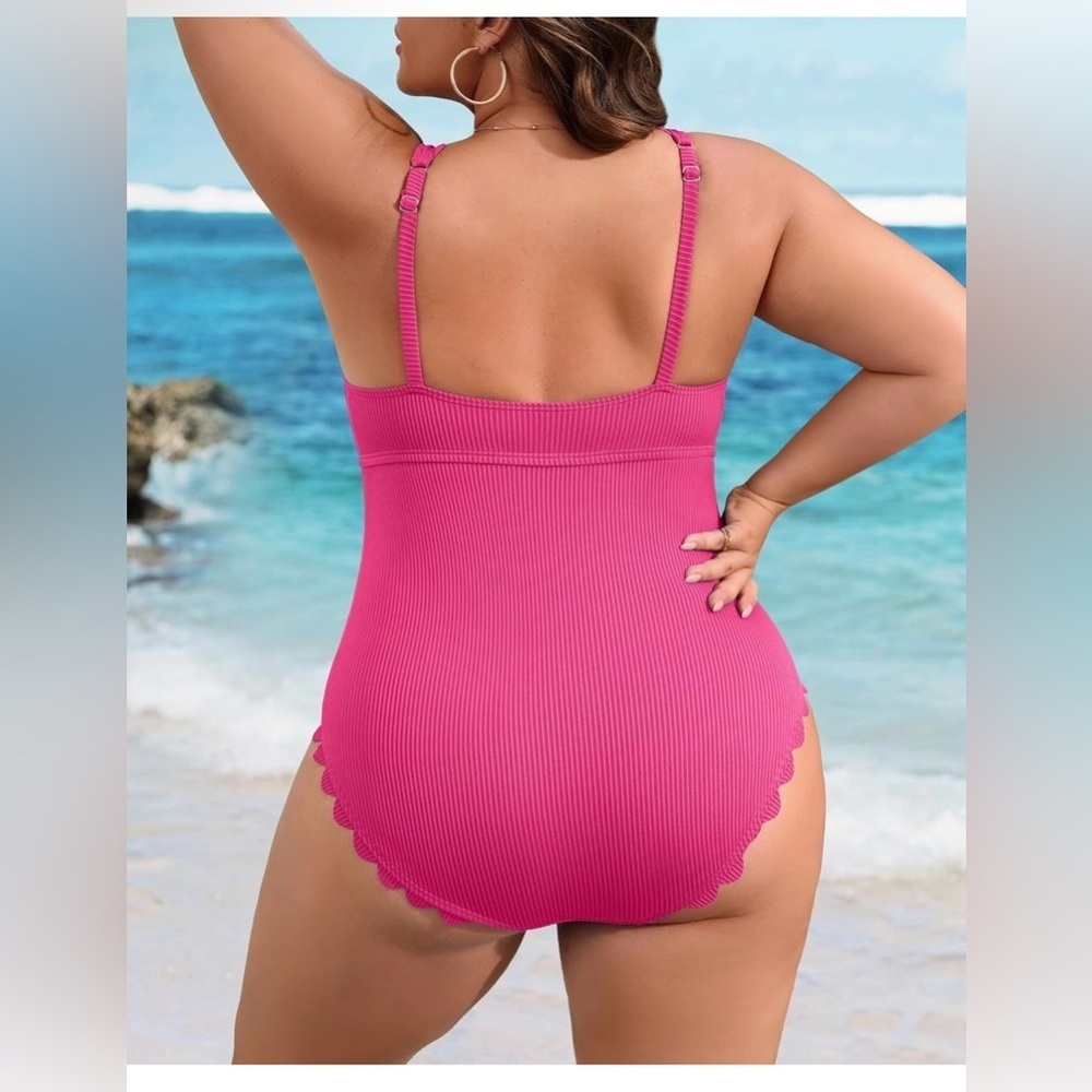 🆕Plus Size Swimsuit-Tummy Control - Picture 2 of 3